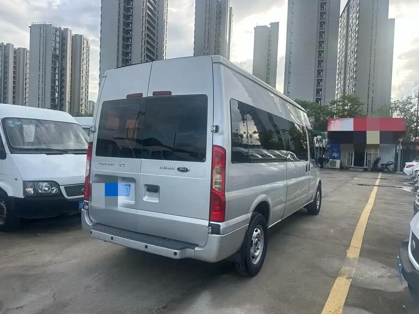 New Generation Ford Transit 2016 Model 2.2T Long Wheelbase 6/7 Seat Mid-Roof Multi-Purpose Vehicle — миниатюра 3
