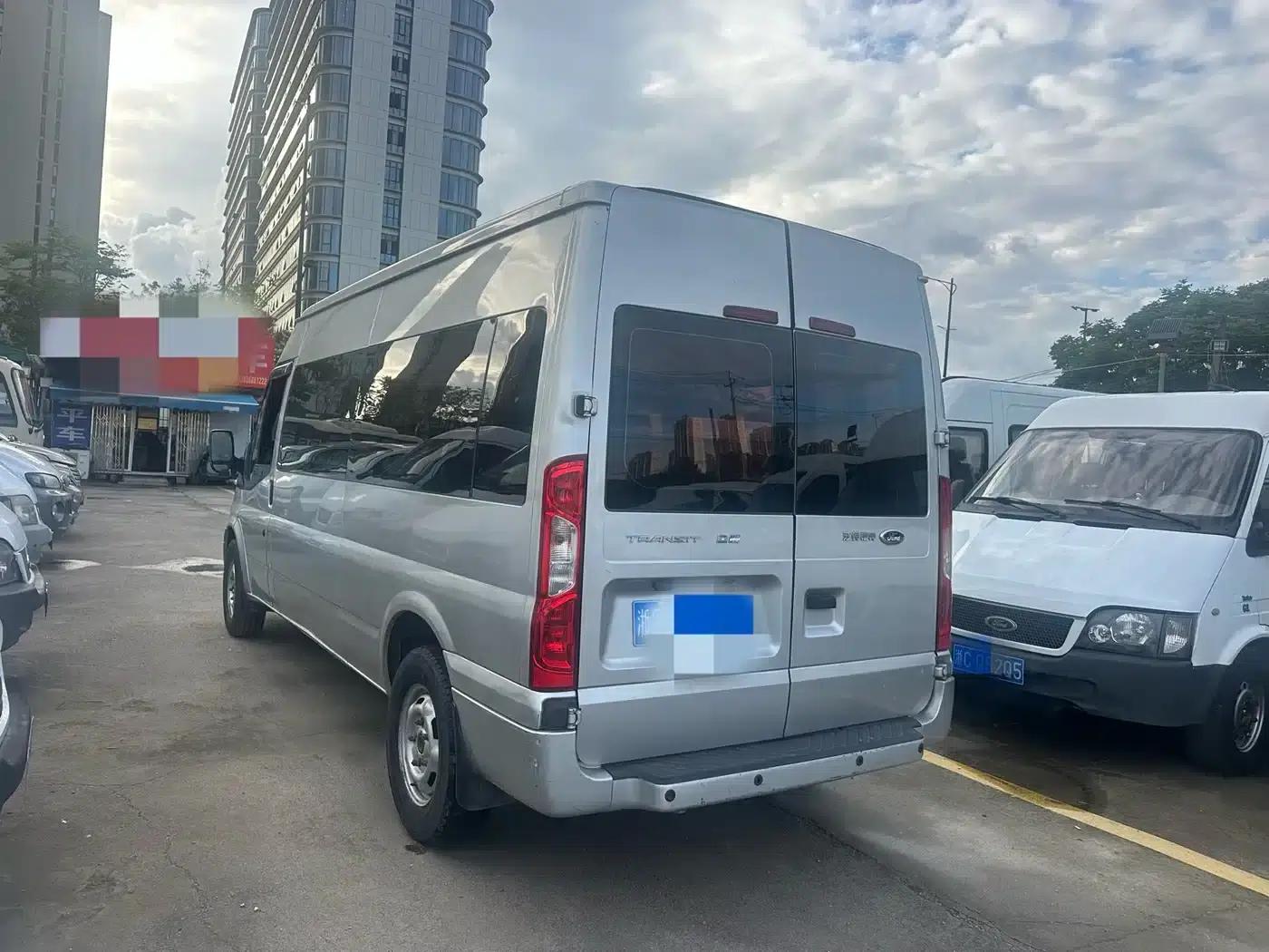 New Generation Ford Transit 2016 Model 2.2T Long Wheelbase 6/7 Seat Mid-Roof Multi-Purpose Vehicle — миниатюра 4