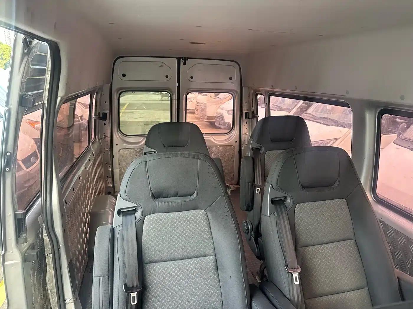 New Generation Ford Transit 2016 Model 2.2T Long Wheelbase 6/7 Seat Mid-Roof Multi-Purpose Vehicle — миниатюра 8