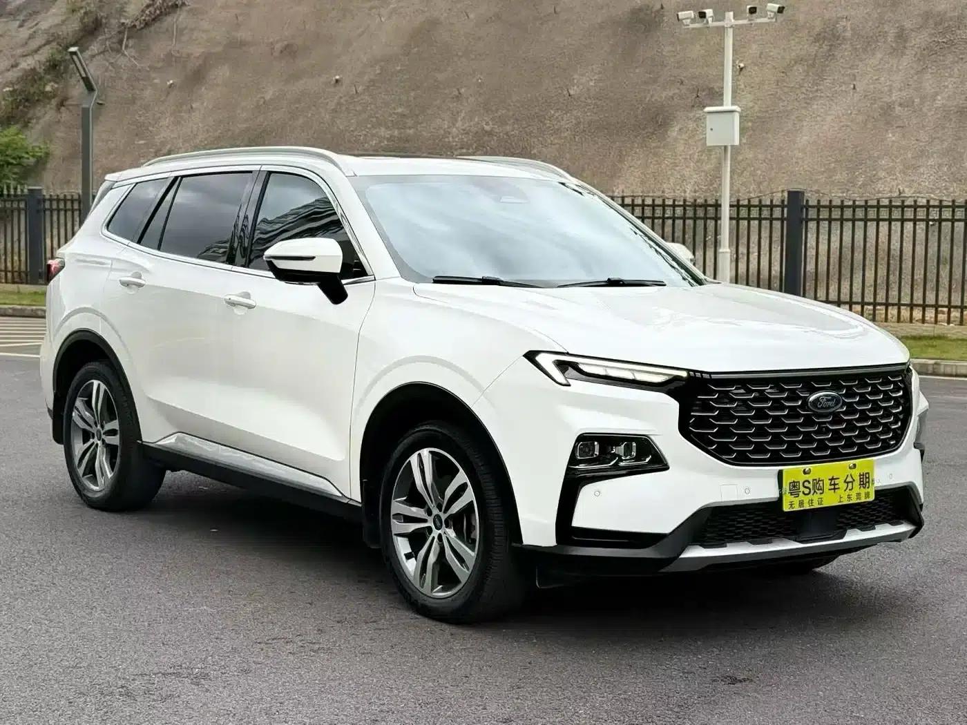 2022 EcoBoost 170 Platinum Edition — миниатюра 3