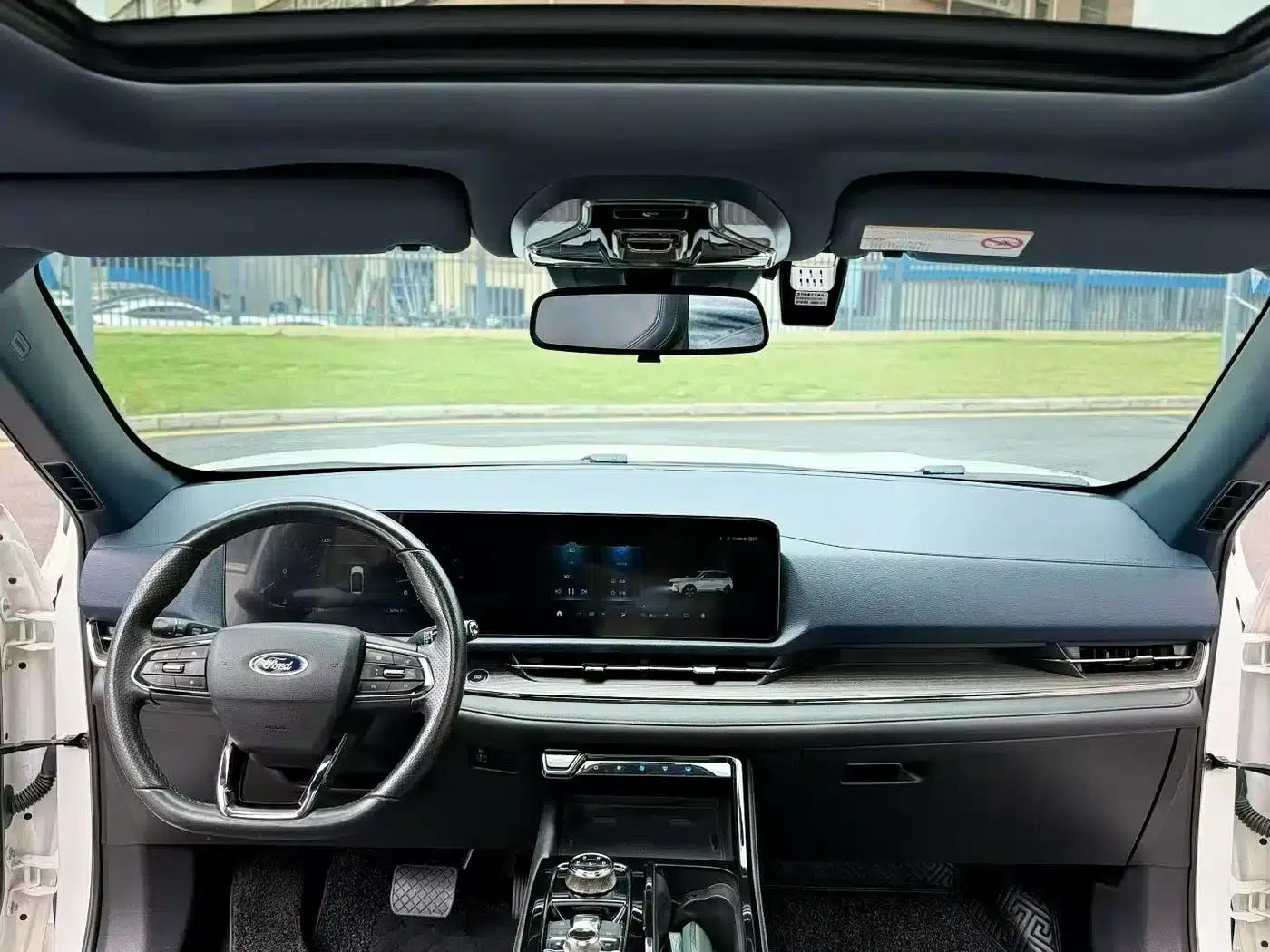 2022 EcoBoost 170 Platinum Edition — миниатюра 6
