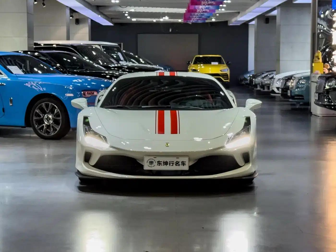Ferrari F8 2019 Tributo 3.9T V8 — миниатюра 2