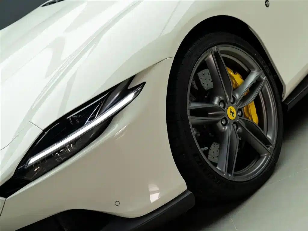 Roma 2020 3.9T V8 — миниатюра 3