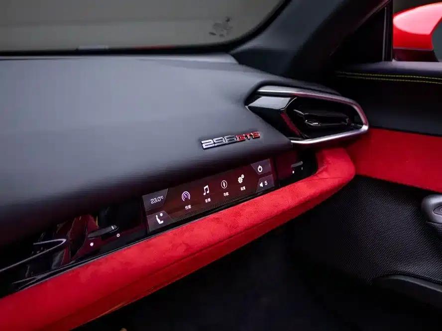 Ferrari 296 2022 3.0T V6 GTS — миниатюра 13