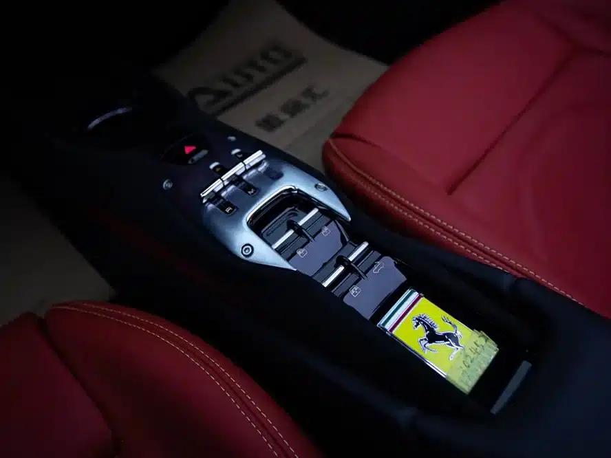 Ferrari 296 2022 3.0T V6 GTS — миниатюра 14