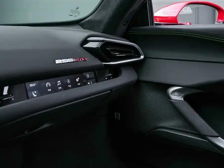 Ferrari 296 2021 3.0T V6 GTB — миниатюра 22