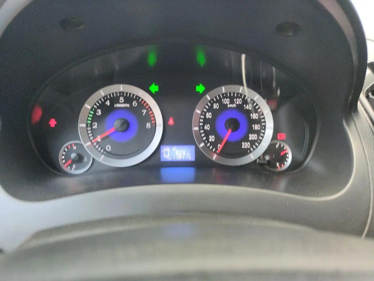 Geely Auto Diamond 2016 1.5L Manual Entry-Level Model China IV Standard — миниатюра 12