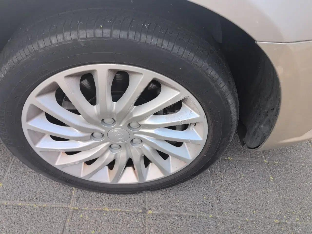 Geely Auto Emgrand New Energy 2017 EV300 Prestige Model — миниатюра 8