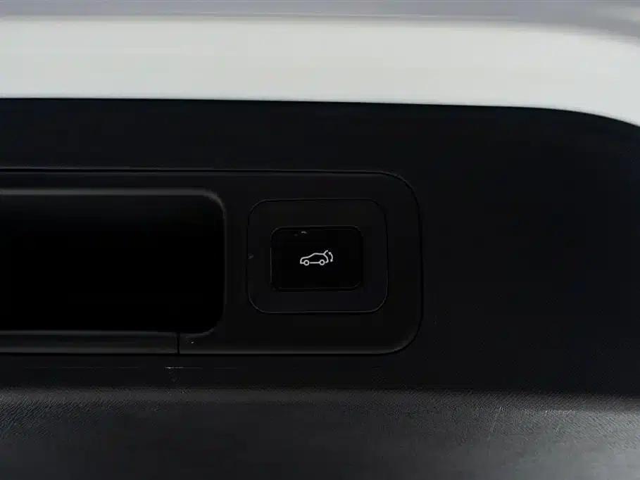 Trumpchi E9 2023 E9 MAX — миниатюра 13