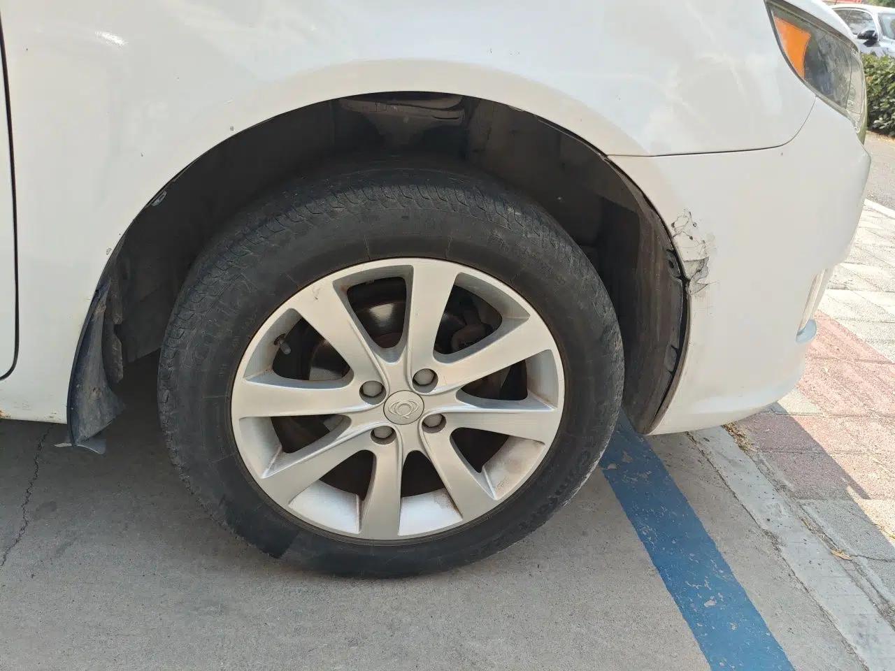 Geely Auto GC7 2013 1.5L Manual Luxury Model — миниатюра 8