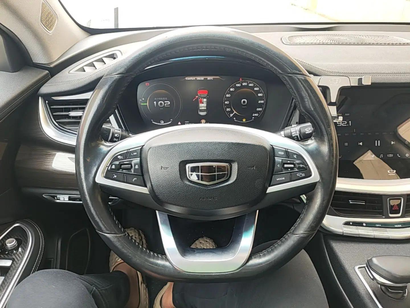 Geely Auto Emgrand GT New Energy 2018 1.5T PHEV Yaoxiang Edition — миниатюра 14