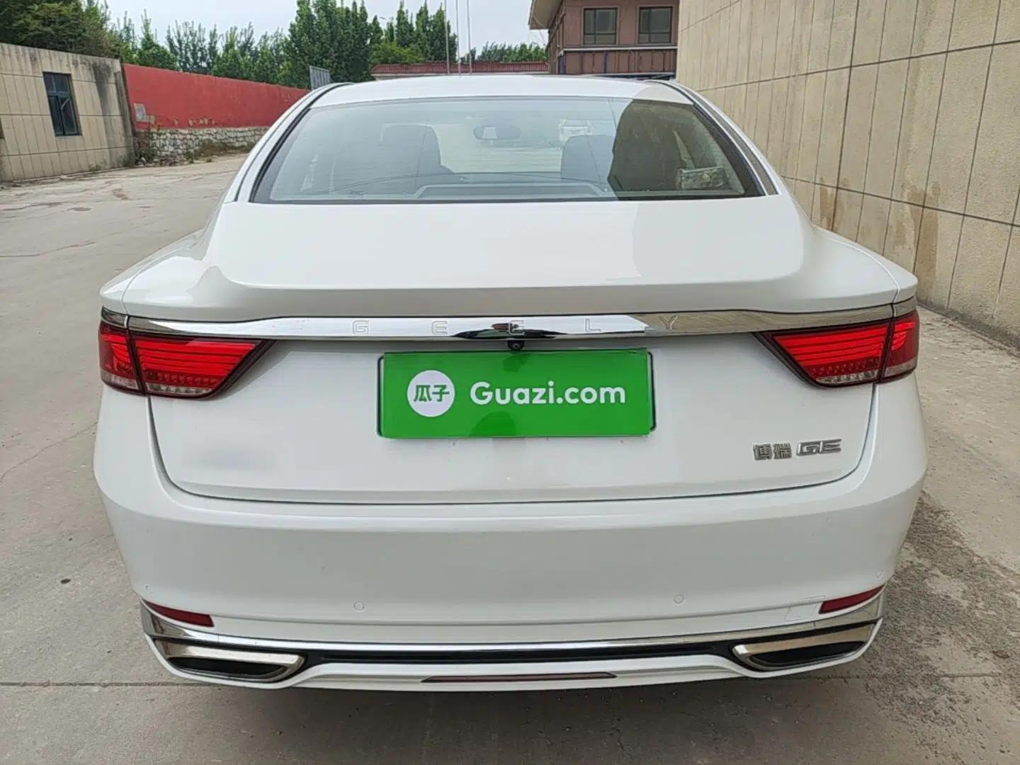 Geely Auto Emgrand GT New Energy 2018 1.5T PHEV Yaoxiang Edition — миниатюра 5