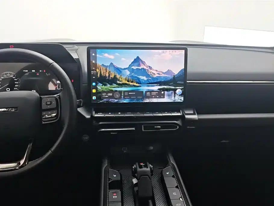 Haval Big Dog PLUS 2023 2.0T 2WD Trendy Wild Edition Plus — миниатюра 13