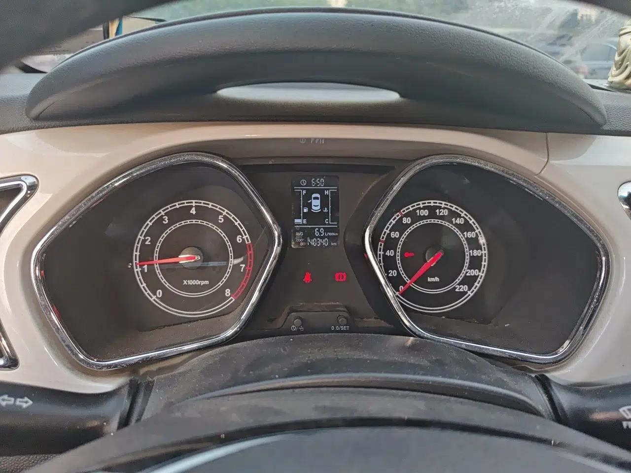 JAC Group Refine S2 2015 1.5L Manual Luxury Model — миниатюра 12