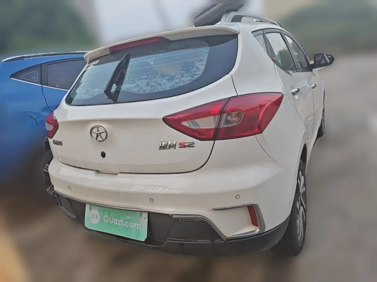 JAC Group Refine S2 2015 1.5L Manual Luxury Model — миниатюра 5