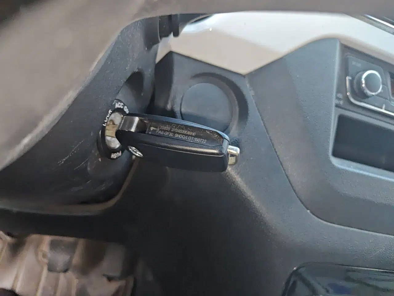JAC Group Refine S2 2015 1.5L Manual Luxury Model — миниатюра 9