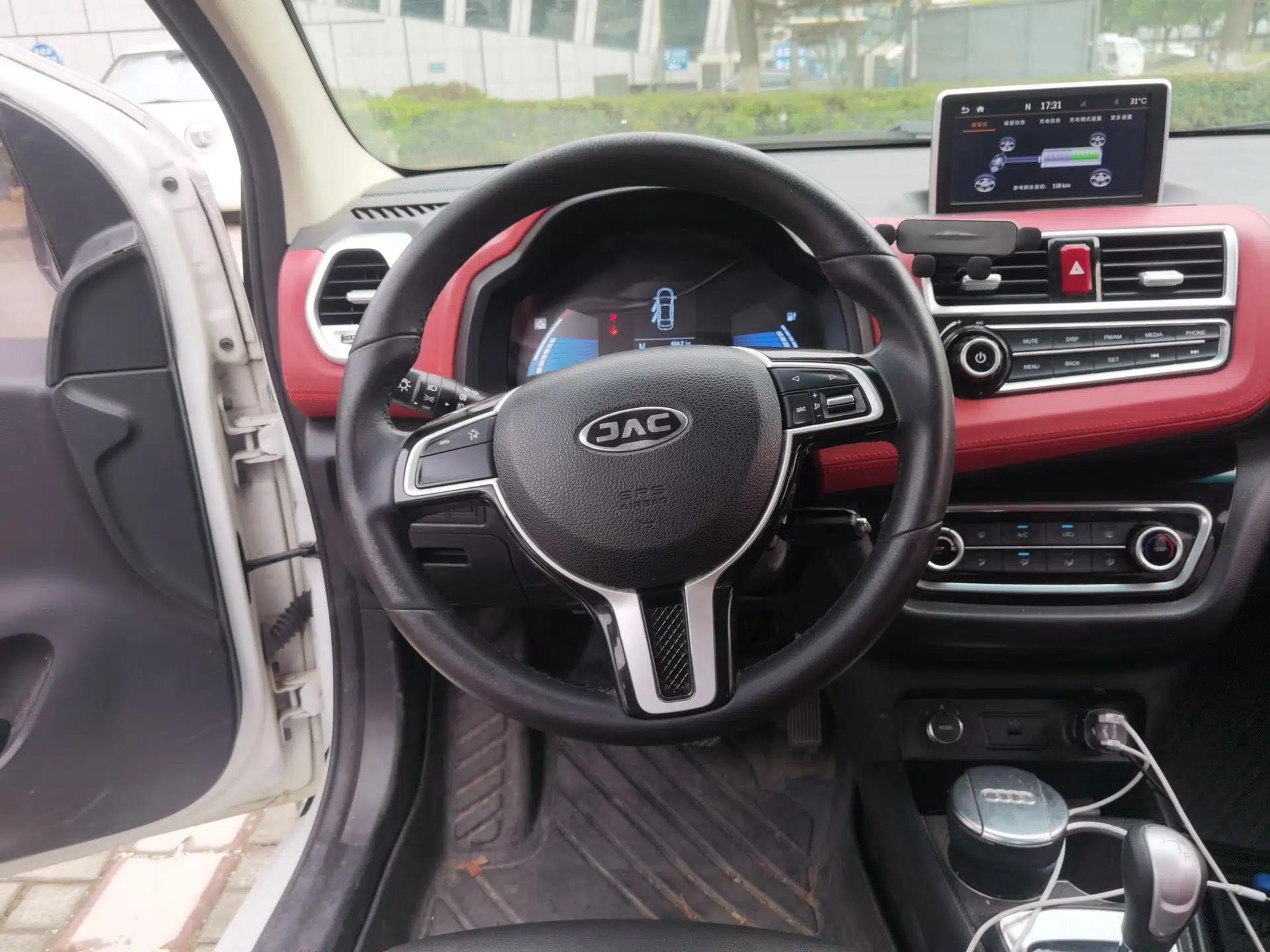 JAC Group iEV6E 2018 Sport Edition iEV6E Luxury Smart Enjoyment Version — миниатюра 11