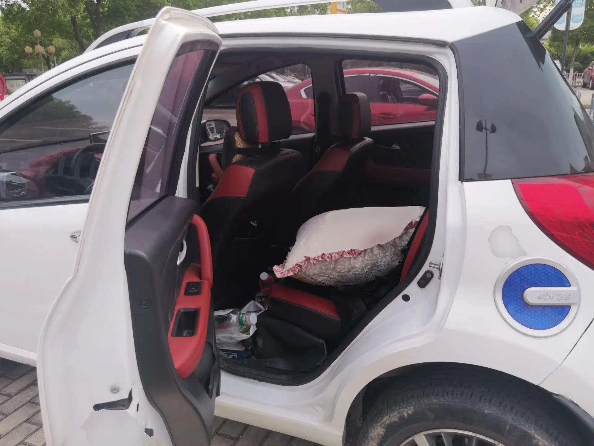 JAC Group iEV6E 2018 Sport Edition iEV6E Luxury Smart Enjoyment Version — миниатюра 18
