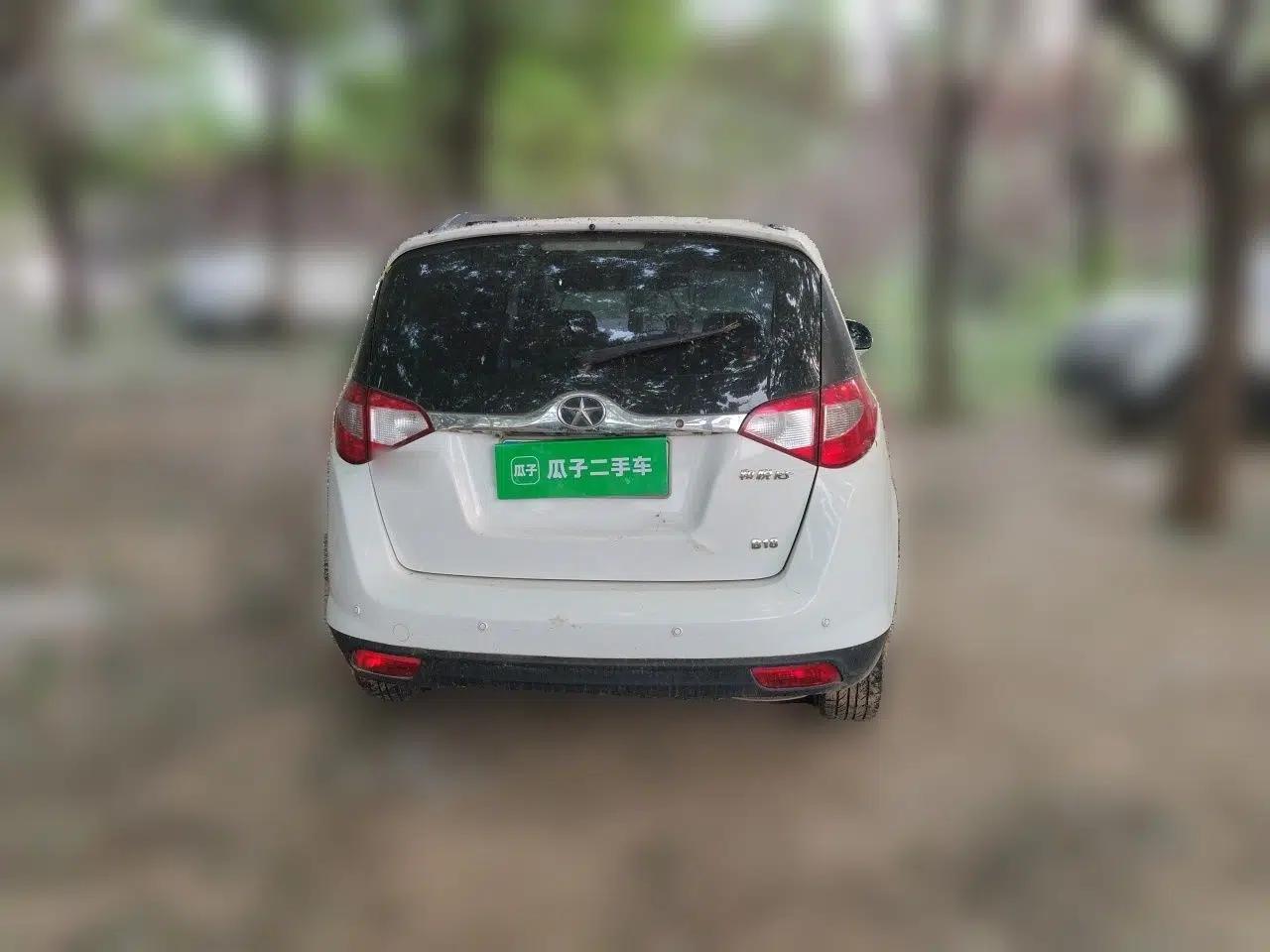 JAC Group Refine M2 2013 1.8L Manual Luxury Smart Model 5 Seats — миниатюра 5