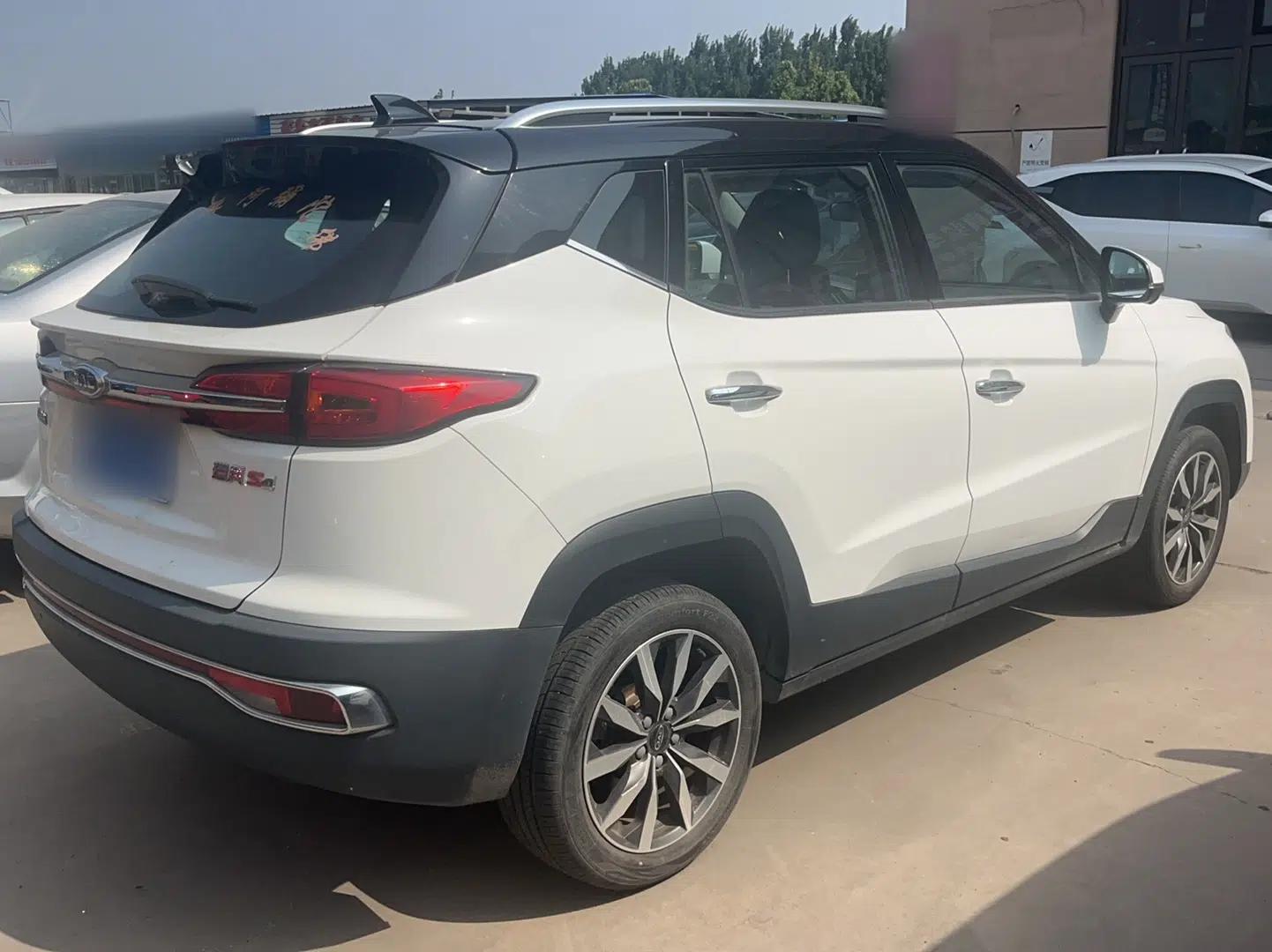 JAC Group Refine S4 2019 1.6L Manual Overdrive Model — миниатюра 4