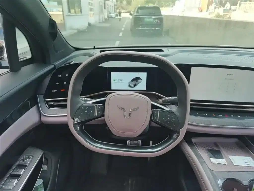 Hongqi Tiangong 08 2025 680 Ultra 4WD Edition — миниатюра 7