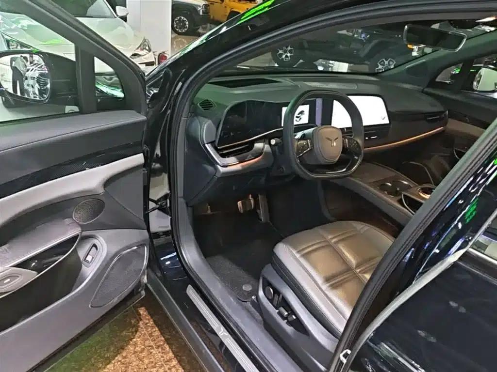 Hongqi Tiangong 08 2025 680 Ultra 4WD Edition — миниатюра 16