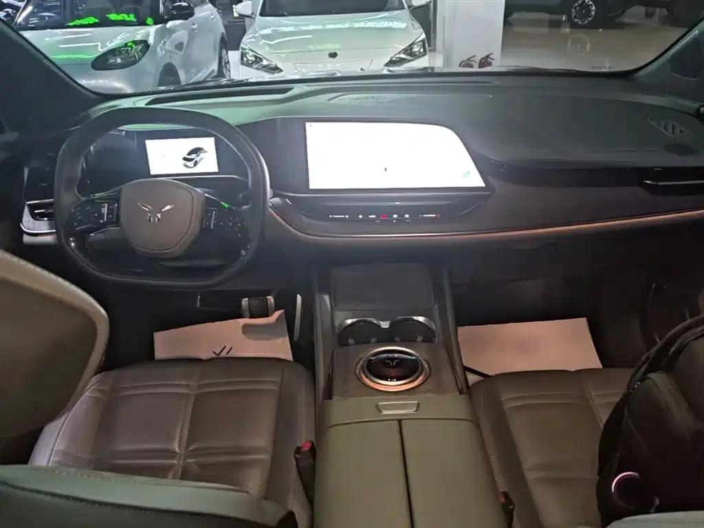 Hongqi Tiangong 08 2025 680 Ultra 4WD Edition — миниатюра 10