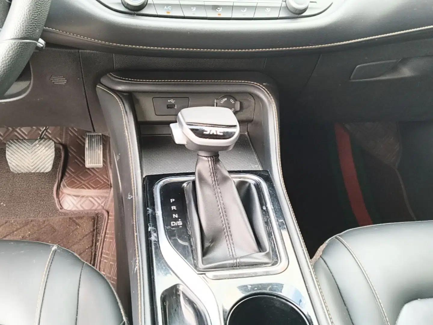 JAC Group X4 2020 1.5T CVT Elite Model — миниатюра 16