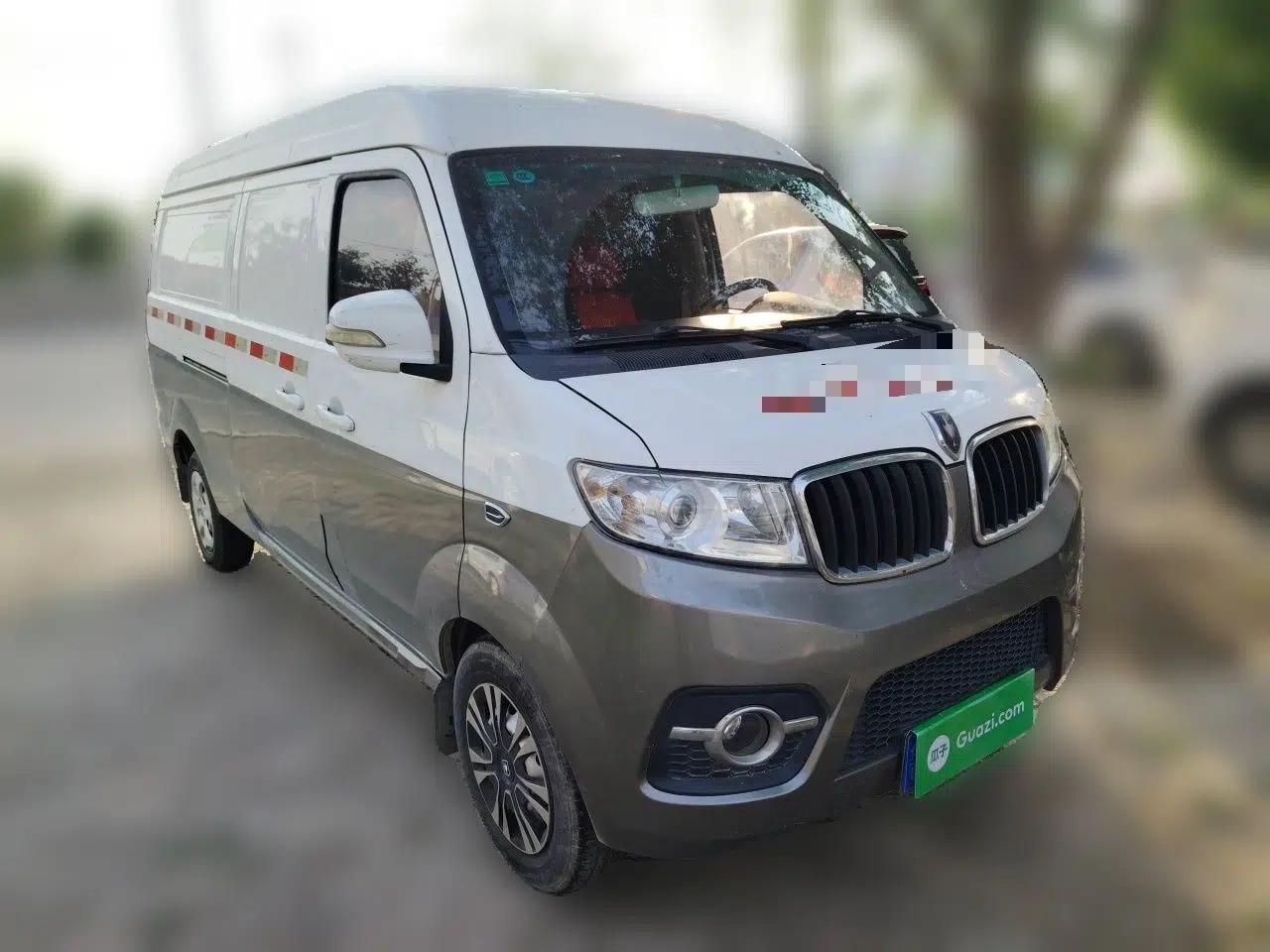 Jinbei New Hiace X30L 2018 1.5L Box Truck Wealth Edition DLCG14 — миниатюра 3
