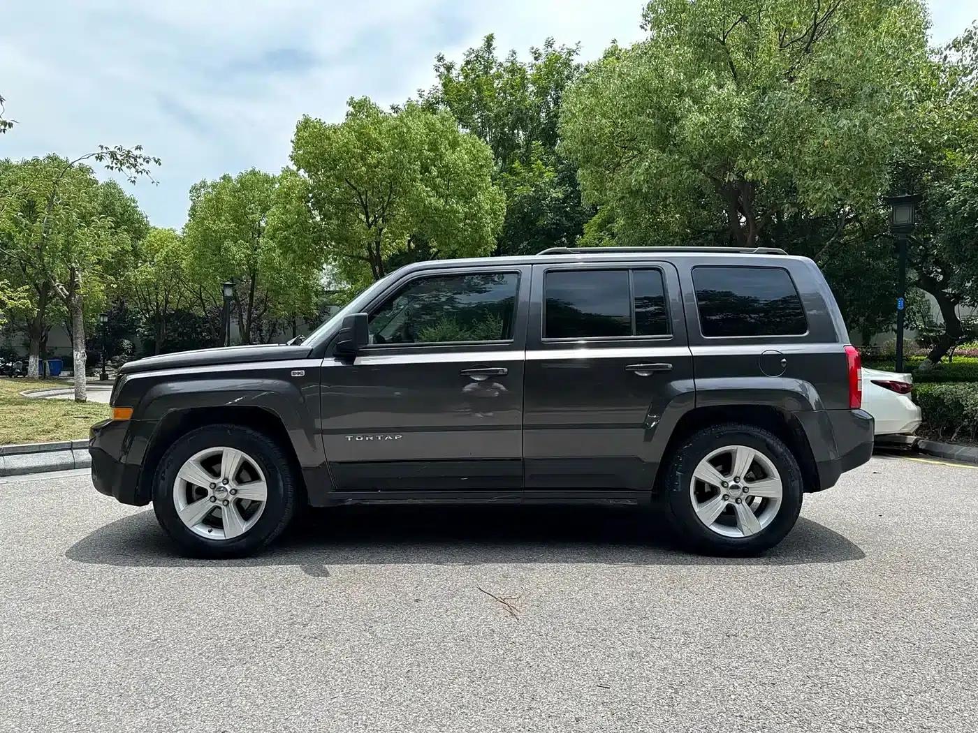 2014 Jeep Compass 2.4L Sport Edition — миниатюра 4