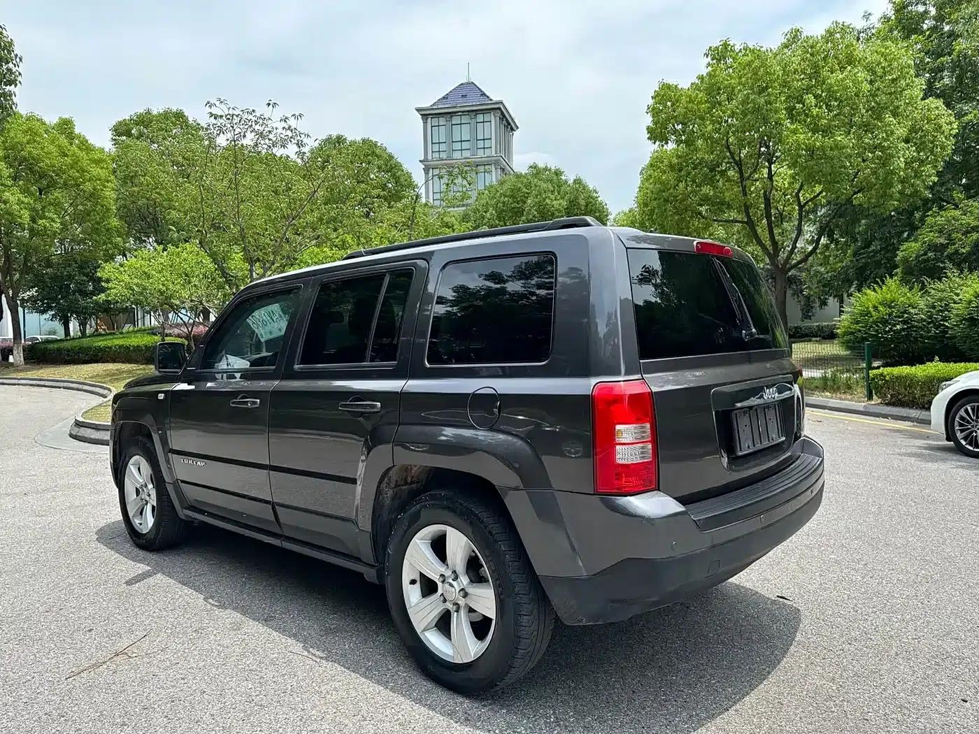 2014 Jeep Compass 2.4L Sport Edition — миниатюра 8