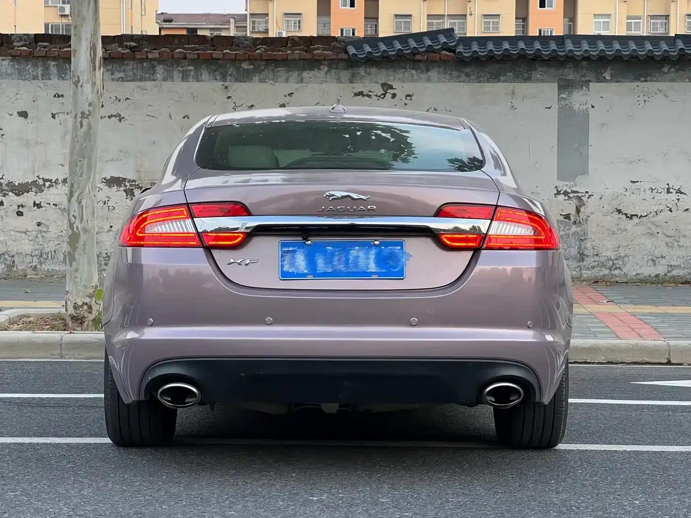 2014 Jaguar XF 2.0T Elegance Edition — миниатюра 13