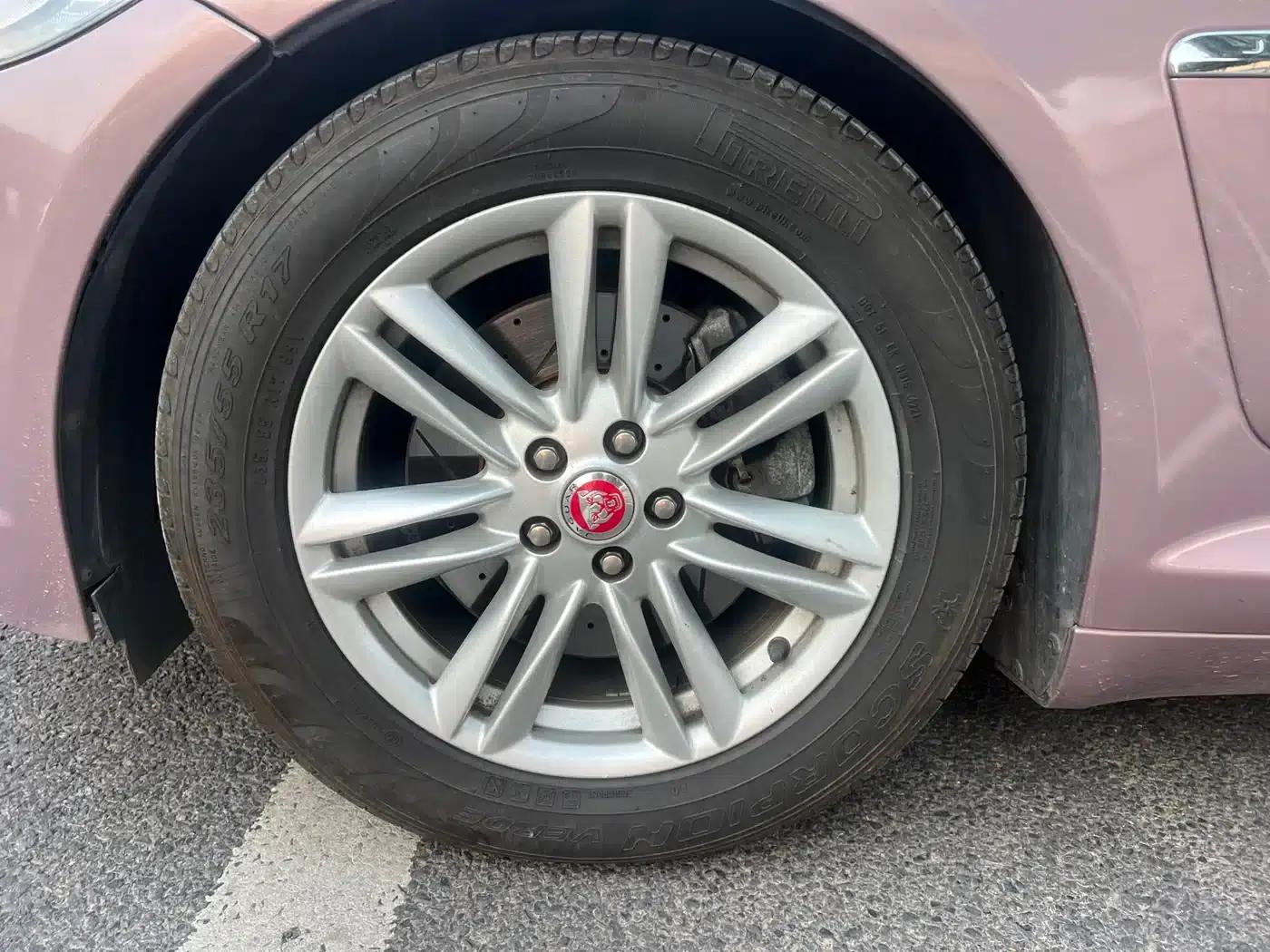 2014 Jaguar XF 2.0T Elegance Edition — миниатюра 10