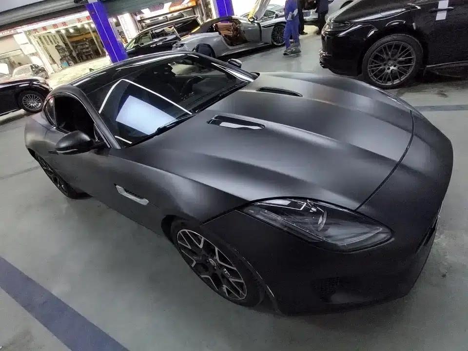Jaguar F-TYPE 2019 2.0T Hardtop — миниатюра 3