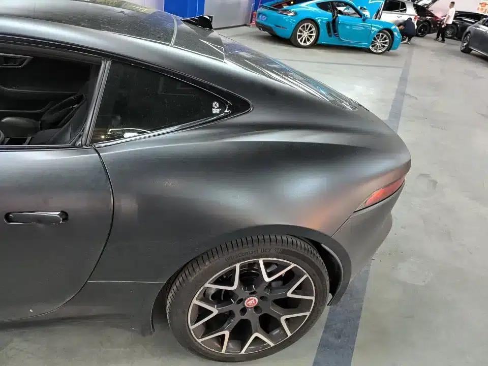 Jaguar F-TYPE 2019 2.0T Hardtop — миниатюра 5