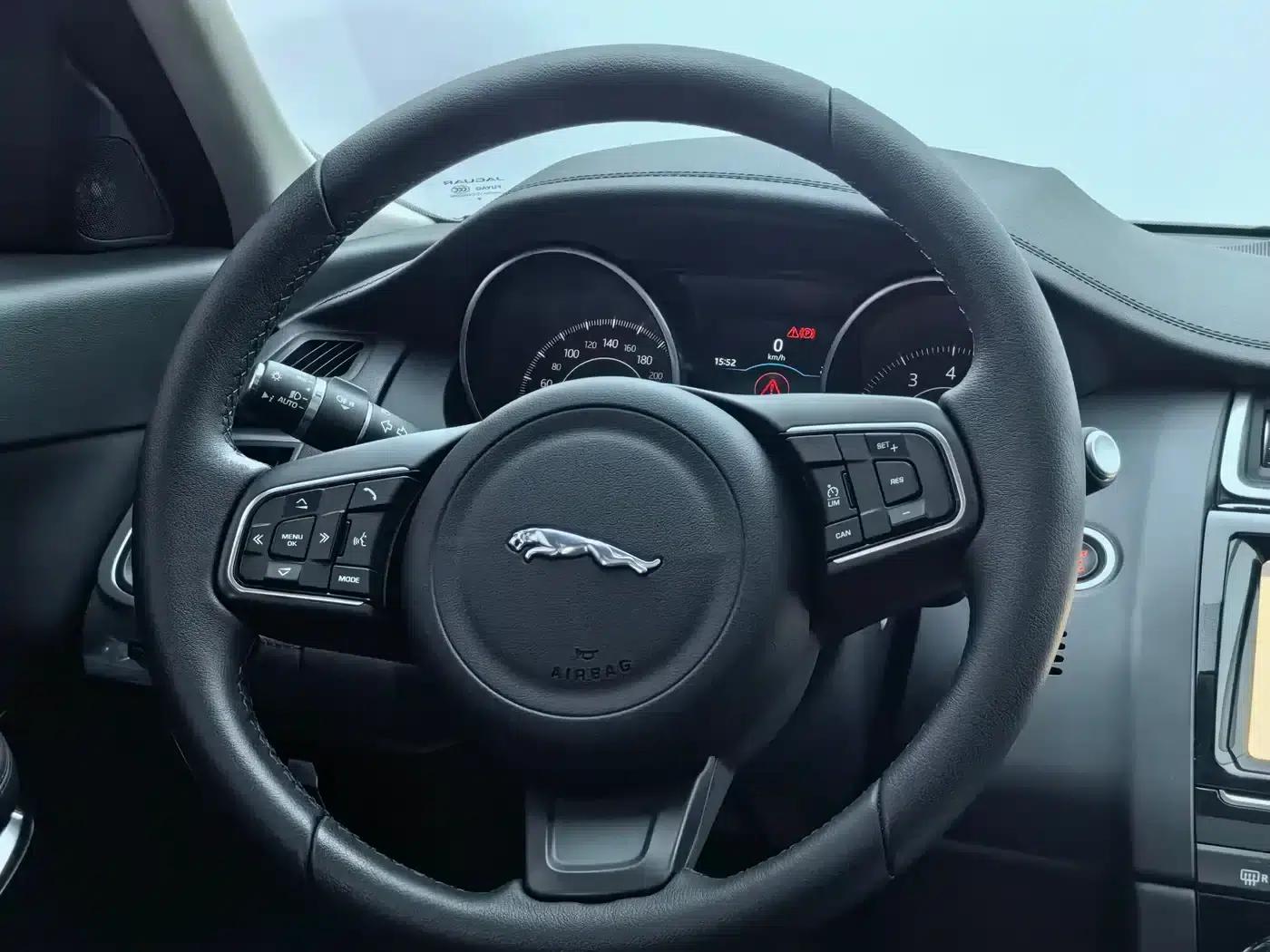 Jaguar E-PACE 2018 P250 S (China V emission standard) — миниатюра 15