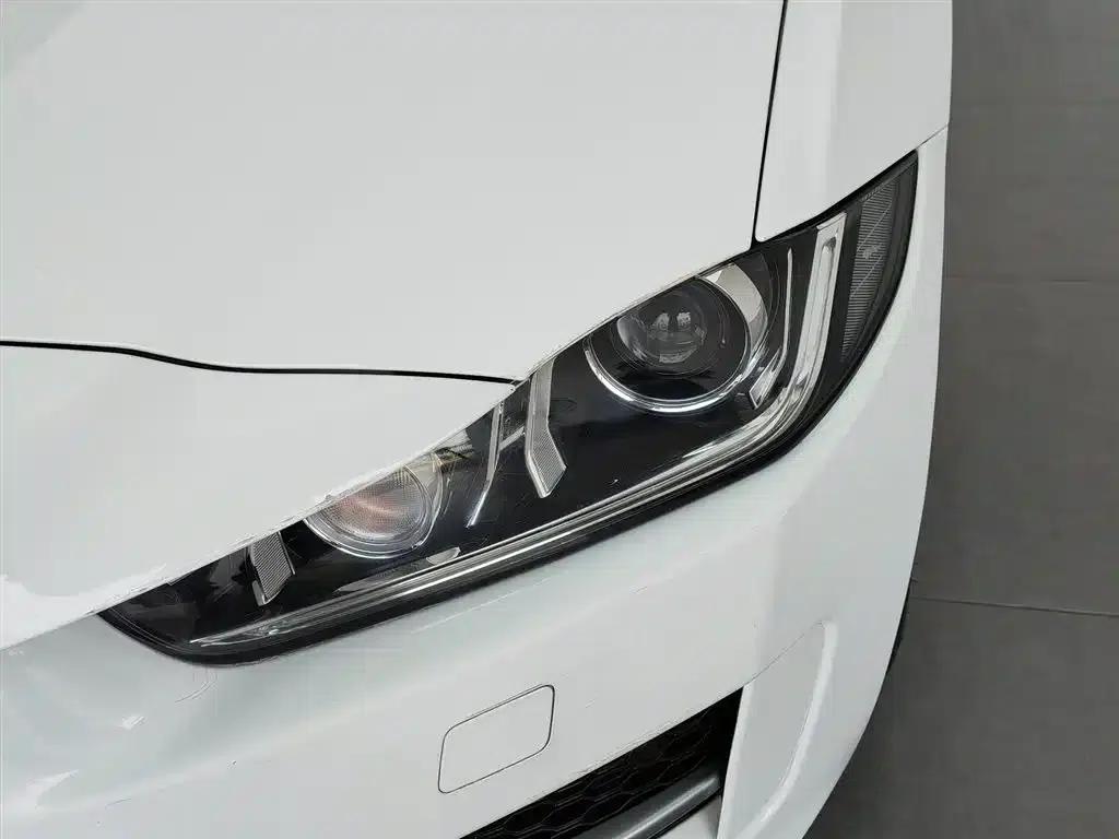 Jaguar XE 2015 2.0T 200PS R-Sport — миниатюра 7