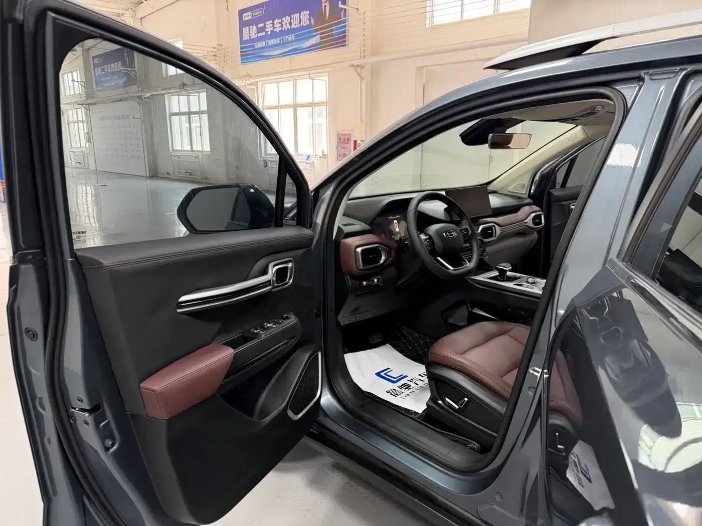 Geely Haoyue 2022 1.8TD DCT Flagship 7-Seater — миниатюра 11