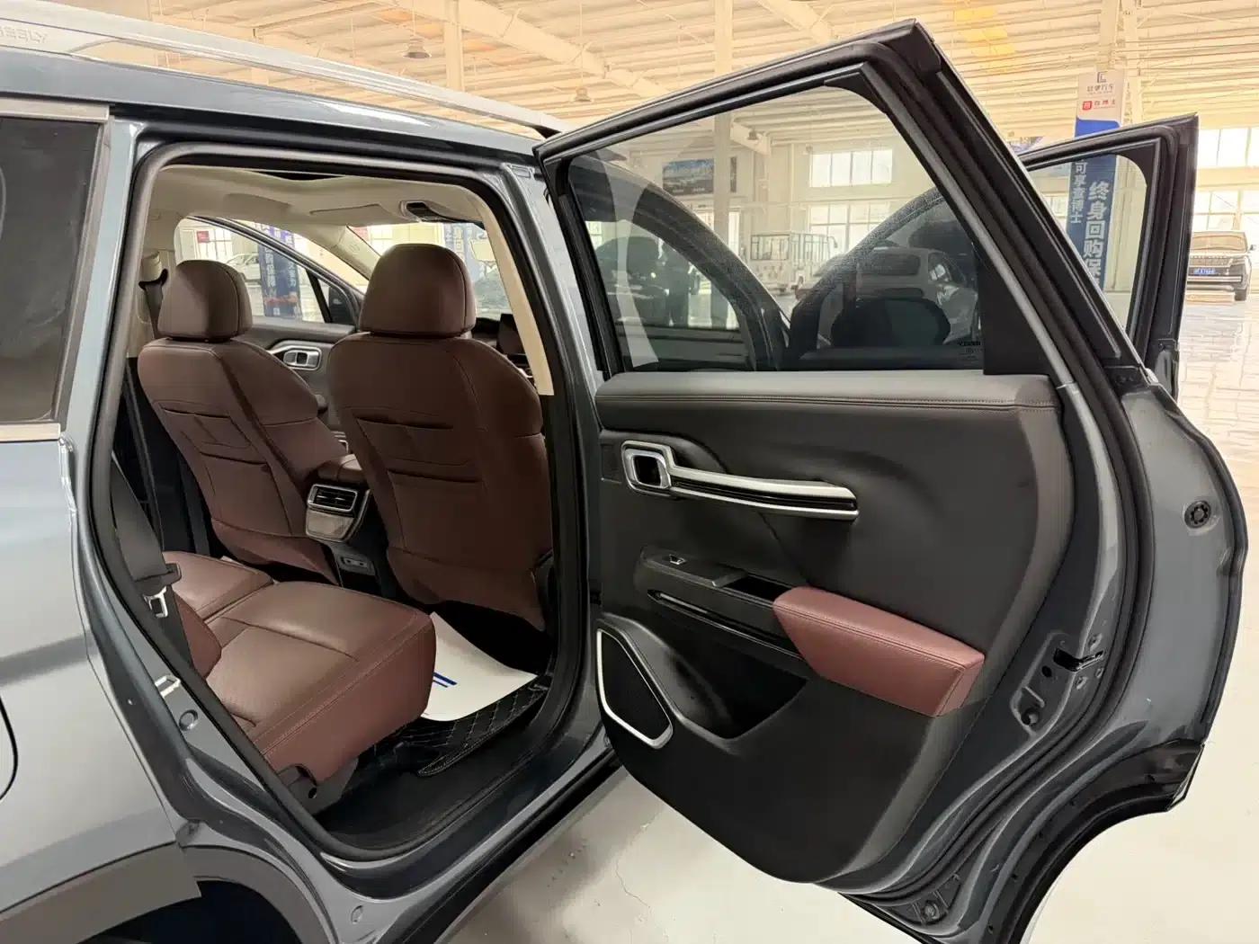 Geely Haoyue 2022 1.8TD DCT Flagship 7-Seater — миниатюра 14