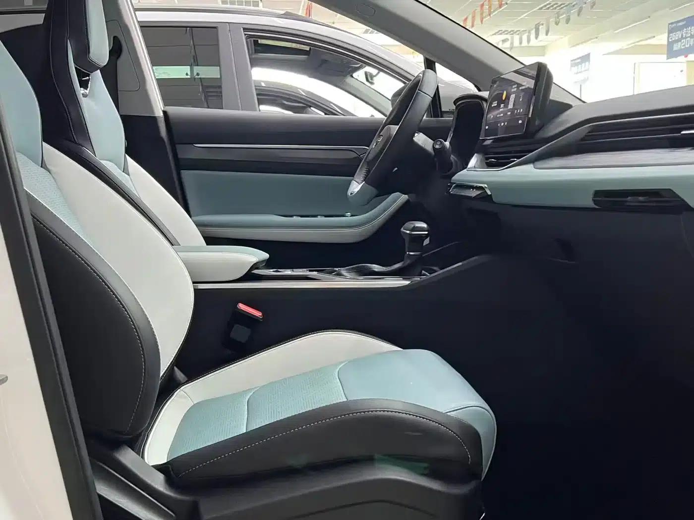 Geely Emgrand S 2022 1.4T CVT Crossover Player Edition — миниатюра 18