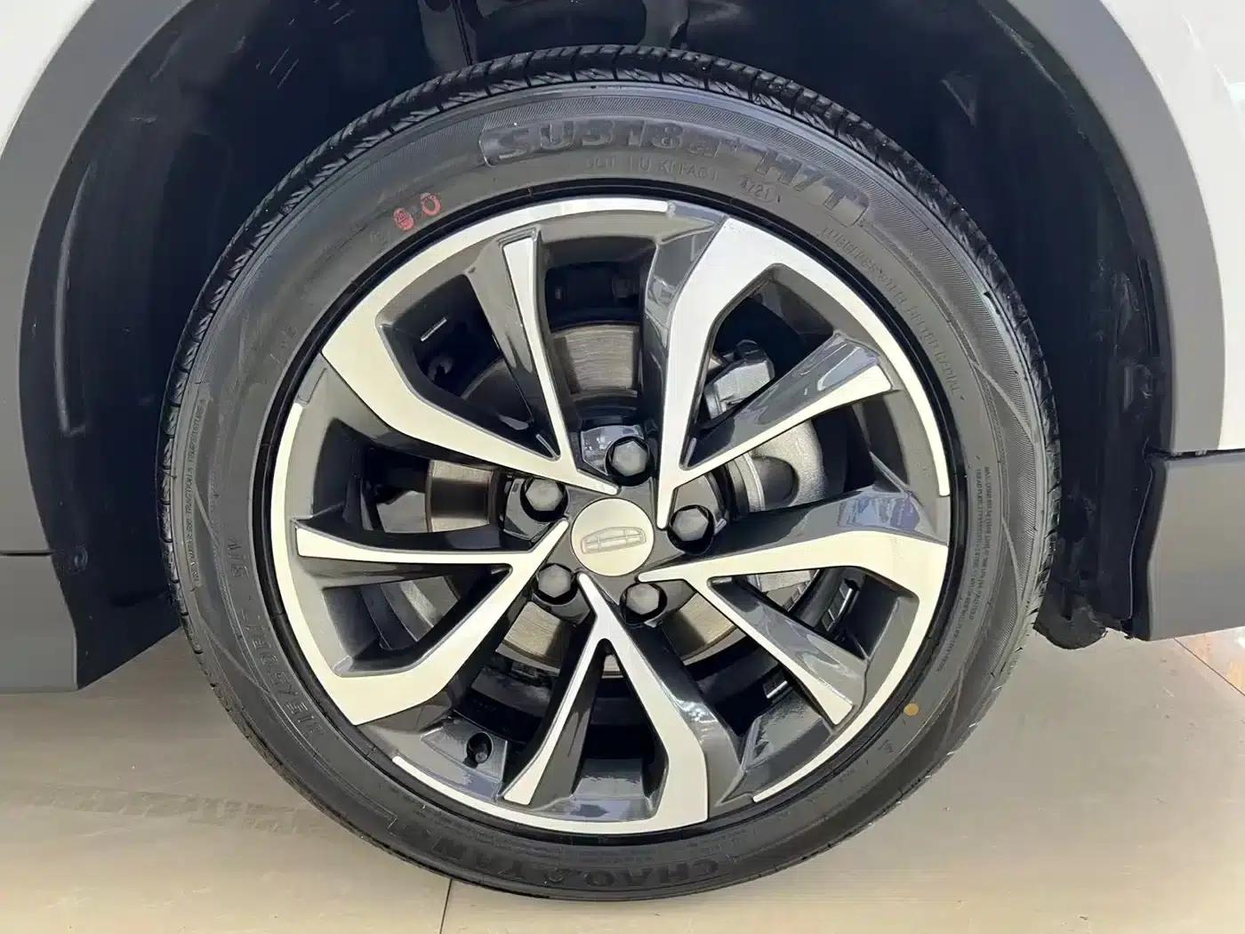 Geely Emgrand S 2022 1.4T CVT Crossover Player Edition — миниатюра 23