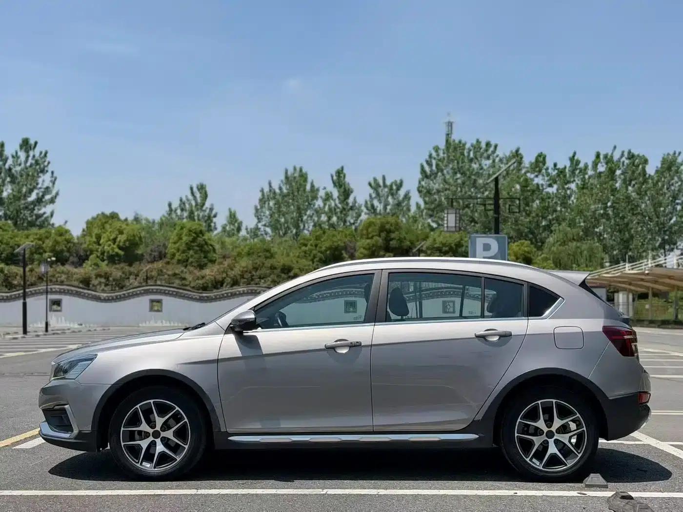 Geely Vision S1 2019 Upgraded Version 1.5L CVT Luxury — миниатюра 3