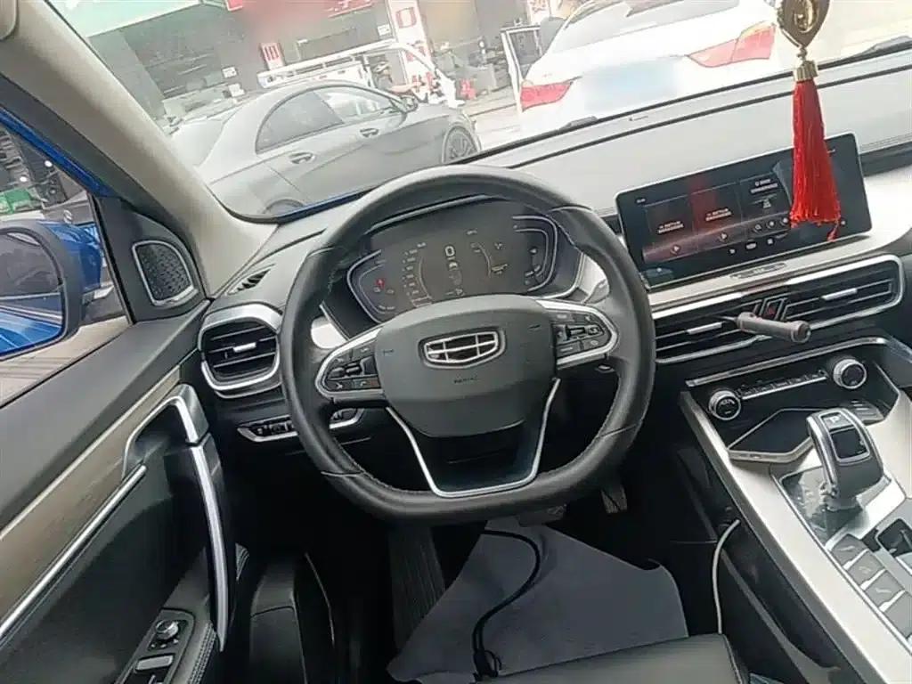 Geely Binyue New Energy 2019 260T DCT Ranger — миниатюра 11
