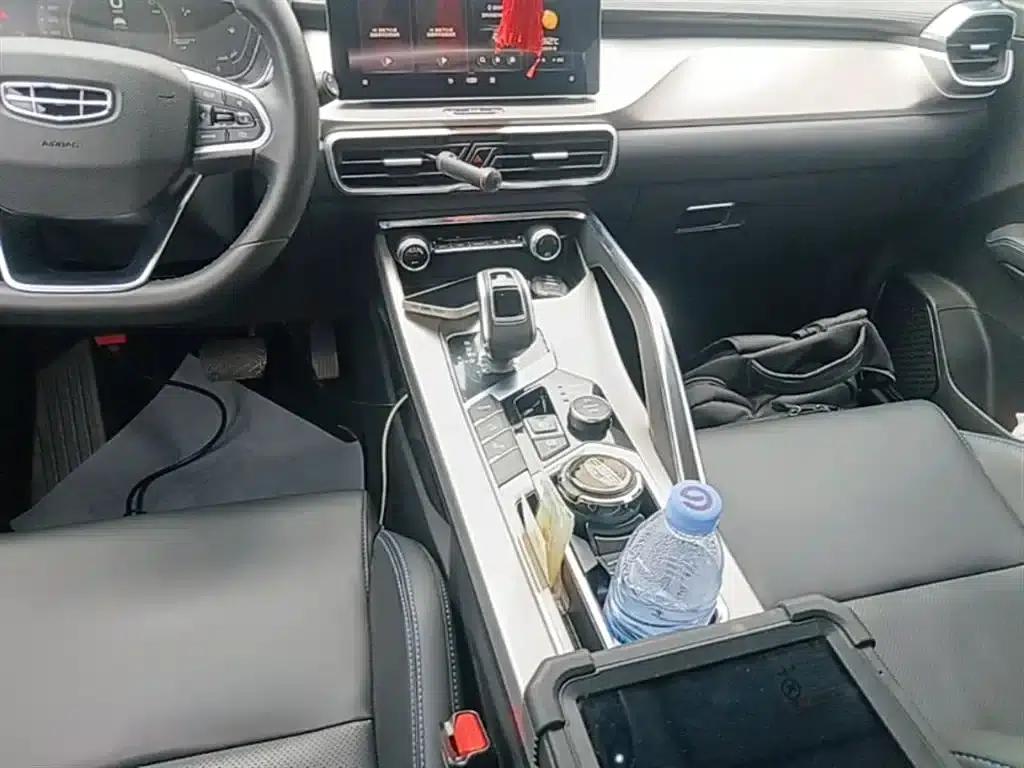 Geely Binyue New Energy 2019 260T DCT Ranger — миниатюра 14