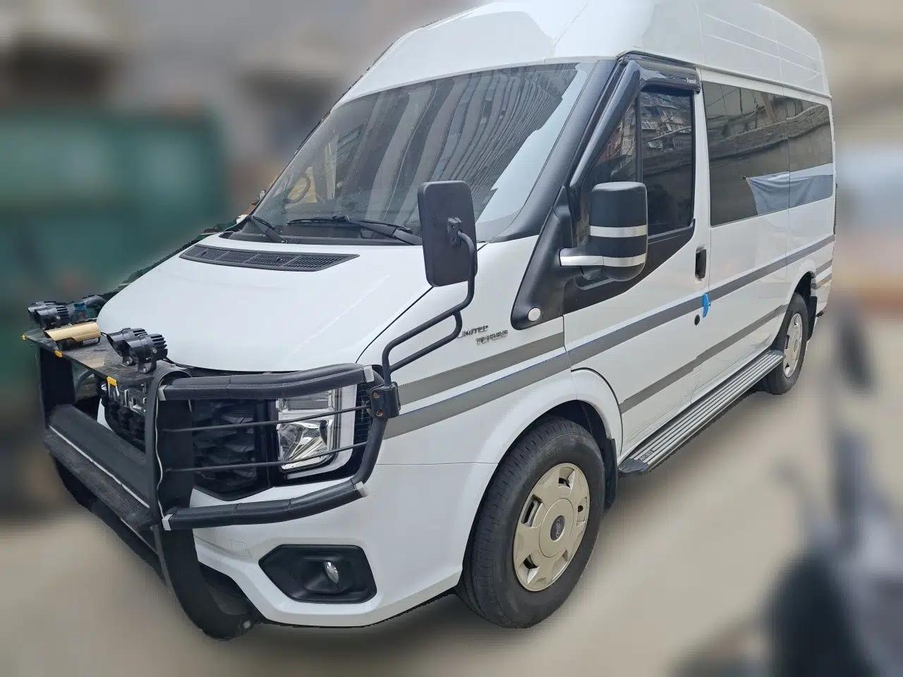 JMC Fushun 2022 2.0T Manual Multi-Function Passenger Vehicle Short Wheelbase Mid-Height Roof 6-Seater — миниатюра 1