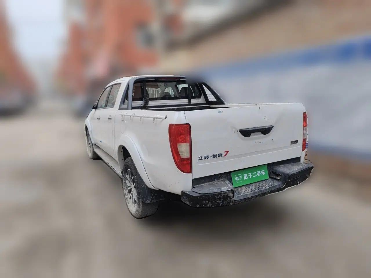 JMC Yuhu 7 2022 2.0T Automatic Diesel 4x4 Comfort Plus Long Wheelbase — миниатюра 4