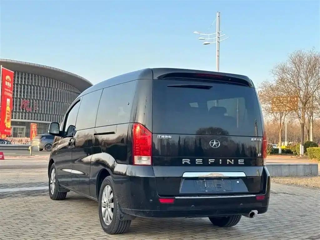 Refine M5 2014 2.0T Gasoline Automatic Business Edition — миниатюра 6