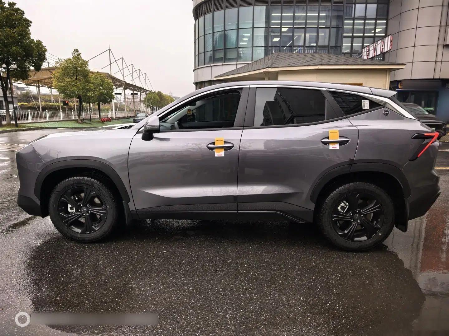 JETOUR Dashing 2026 Model—Youth Edition, 1.5T 6DCT Elite Edition — миниатюра 3