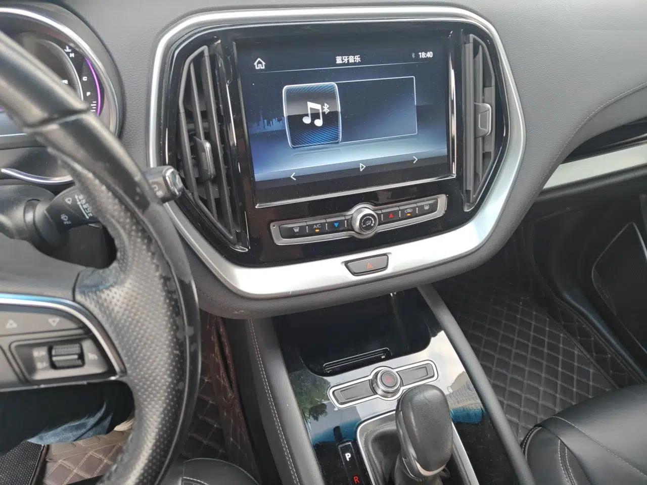 JETOUR X70 2018 1.5T Automatic Comfort Edition — миниатюра 10