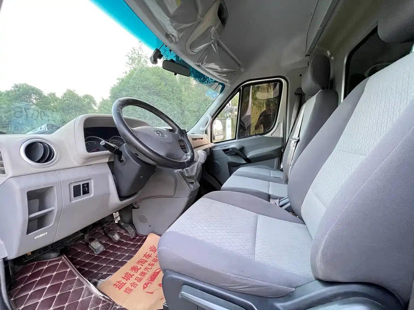 Starlight 2019 1.9T Fuel-Saving King Platinum Edition 3-Seater Star Logistics — миниатюра 10